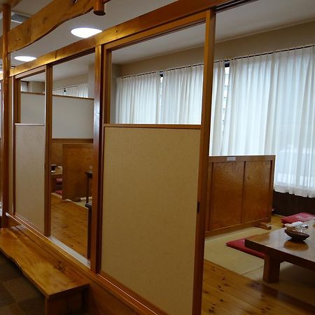 Готель Ishiuchi Yungparunas Minamiuonuma Екстер'єр фото